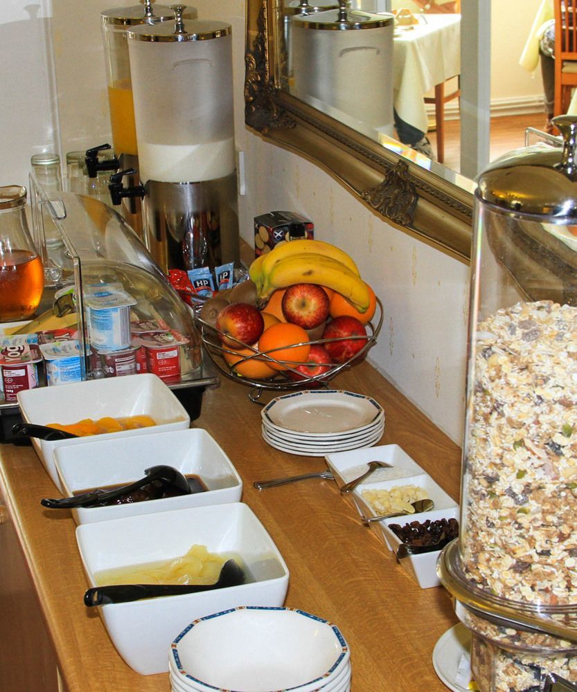 Atholl Villa Guest House Питлохри Екстериор снимка