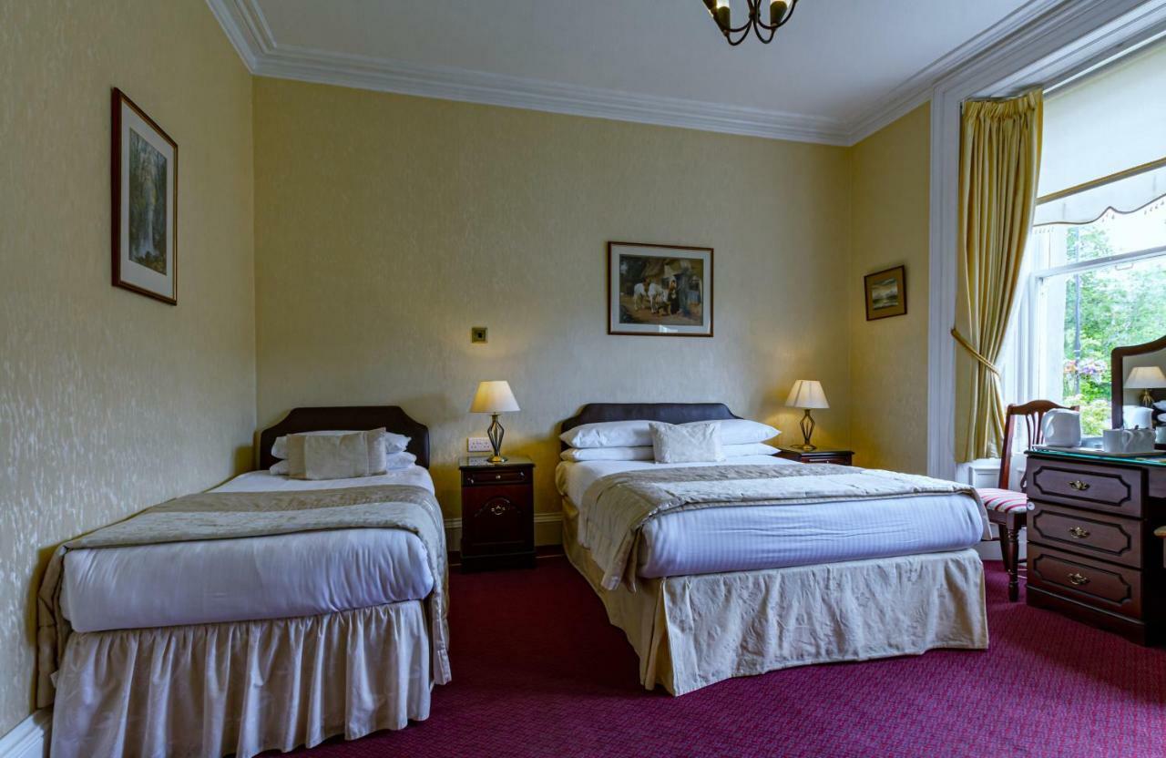 Atholl Villa Guest House Питлохри Екстериор снимка