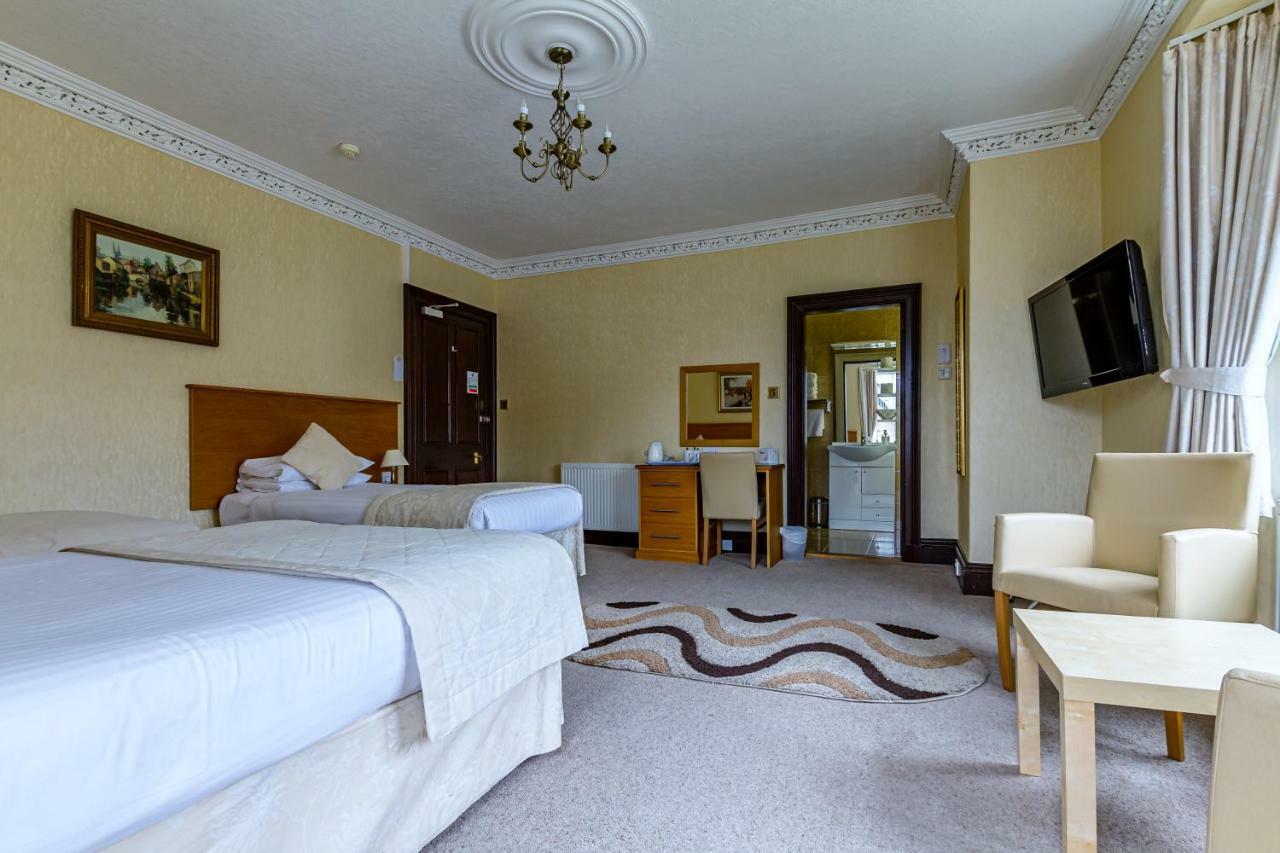 Atholl Villa Guest House Питлохри Екстериор снимка