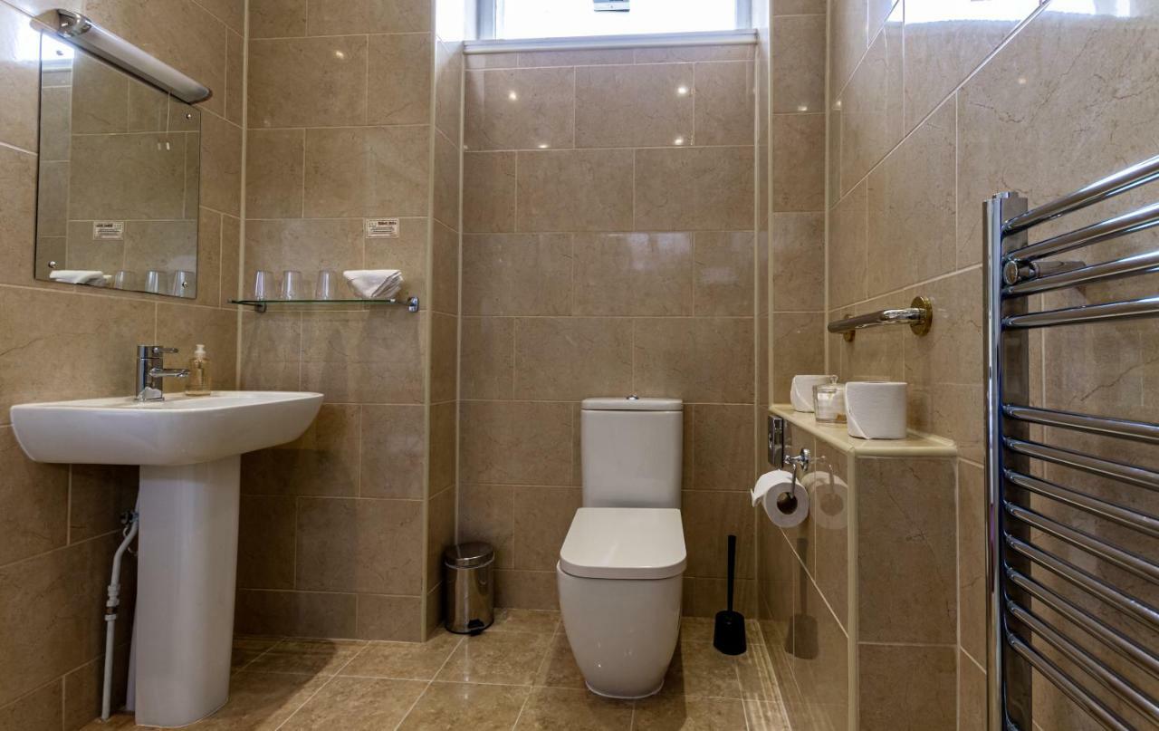 Atholl Villa Guest House Питлохри Екстериор снимка